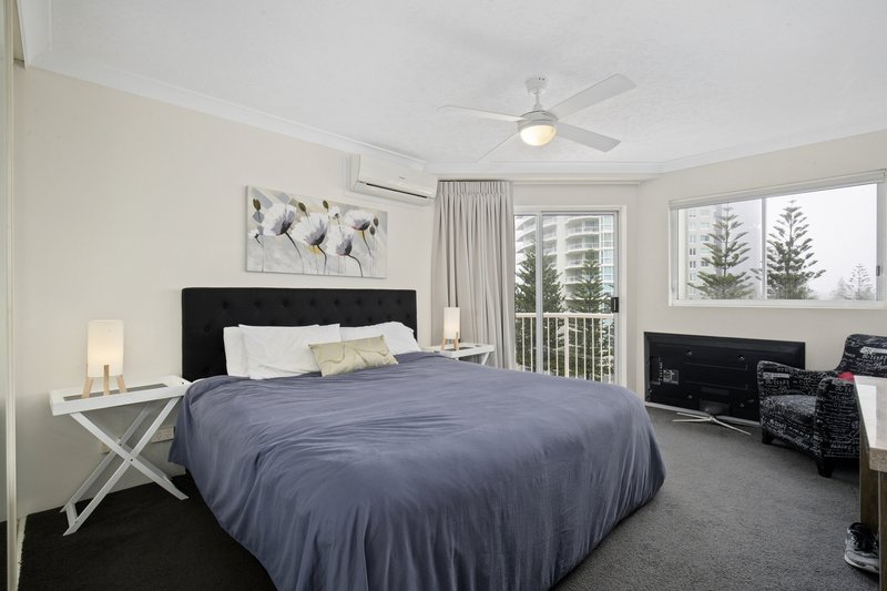 Photo - 604/8 Philip Avenue, Broadbeach QLD 4218 - Image 6