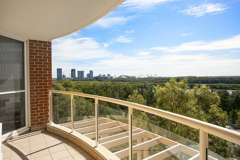 Photo - 604/8 Wentworth Drive, Liberty Grove NSW 2138 - Image 2