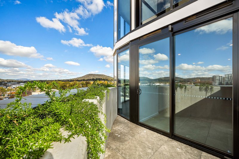 Photo - 605/1 Brewer Street, Phillip ACT 2606 - Image 1
