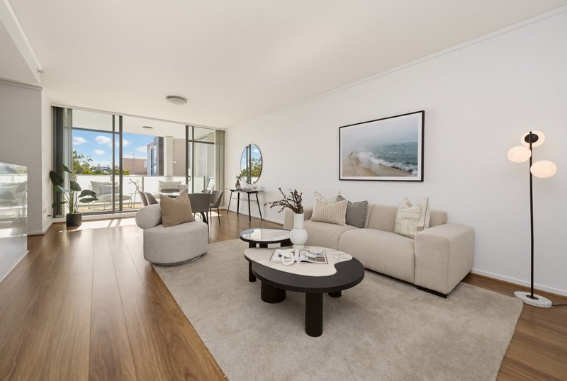 Photo - 605/1 Bruce Bennett'S Place, Maroubra NSW 2035 - Image 1