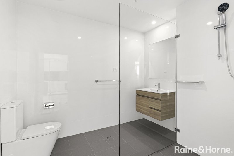 Photo - 605/12 Stanley Street, Kogarah NSW 2217 - Image 5