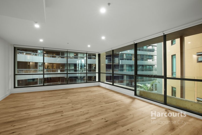 Photo - 605/19 Queens Road, Melbourne VIC 3004 - Image 2