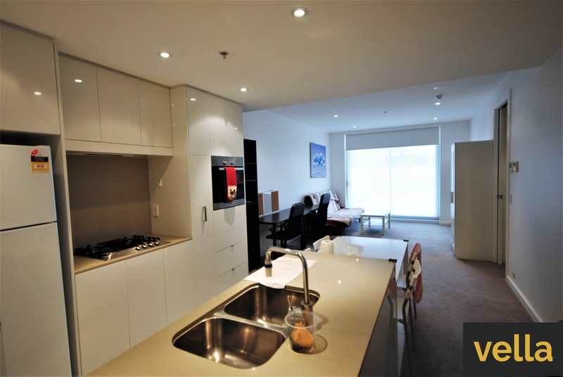 Photo - 605/20 Hindmarsh Square, Adelaide SA 5000 - Image 3