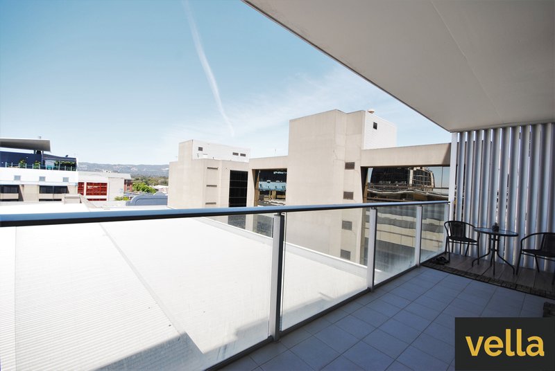 Photo - 605/20 Hindmarsh Square, Adelaide SA 5000 - Image 9
