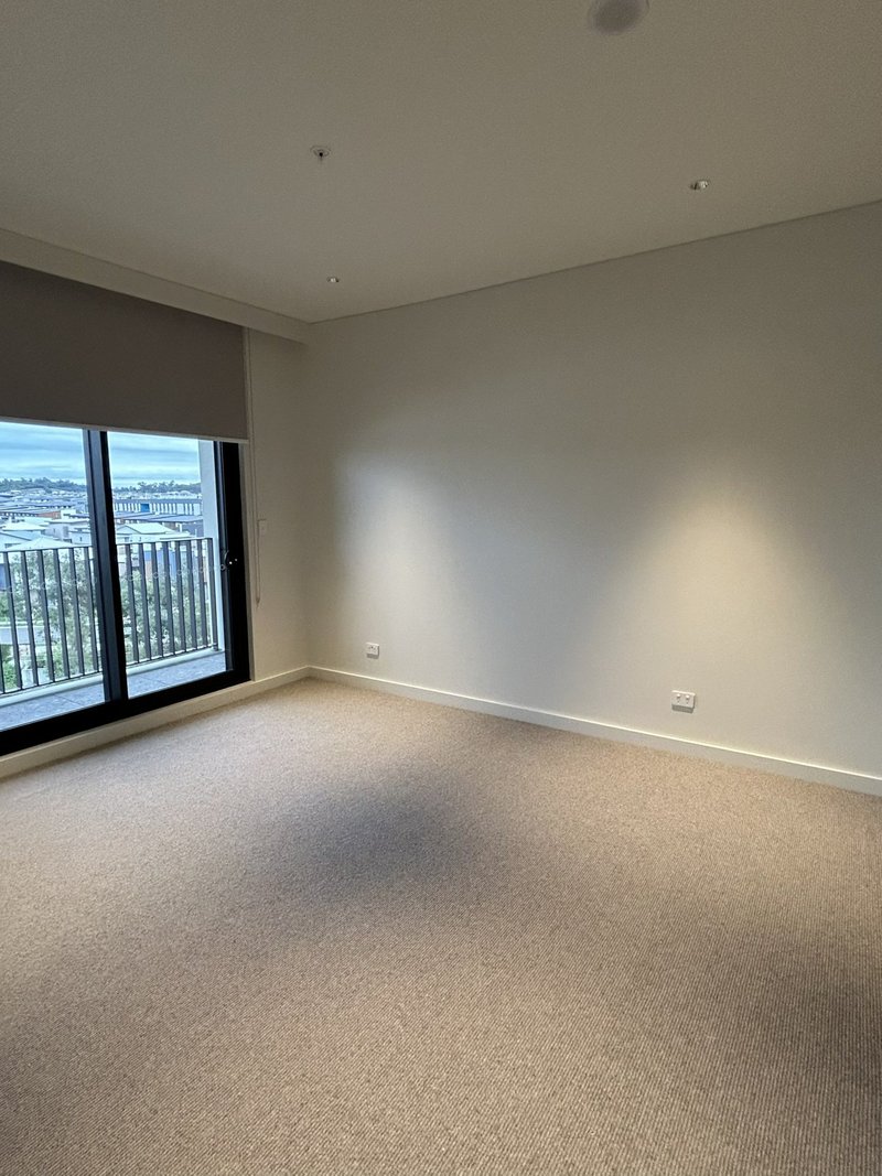 Photo - 6.05/4 Fordham Way, Oran Park NSW 2570 - Image 3