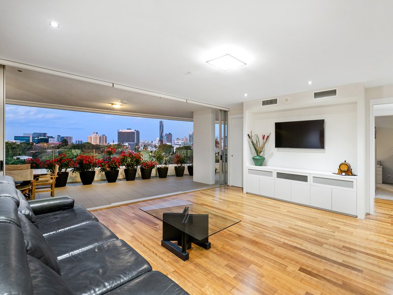 Photo - 6055/6 Parkland Boulevard, Brisbane City QLD 4000 - Image 5