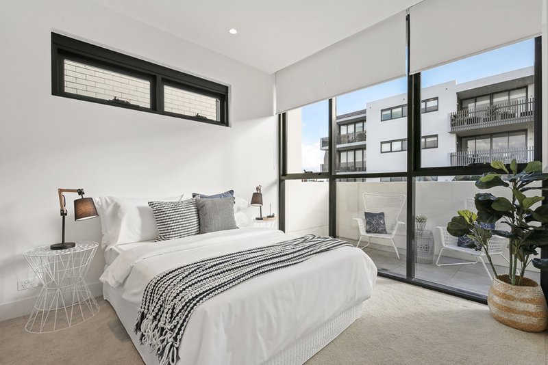 Photo - 605/72A Macdonald Street, Erskineville NSW 2043 - Image 6