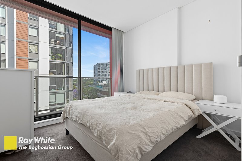 Photo - 605/8-10 Brodie Spark Drive, Wolli Creek NSW 2205 - Image 8