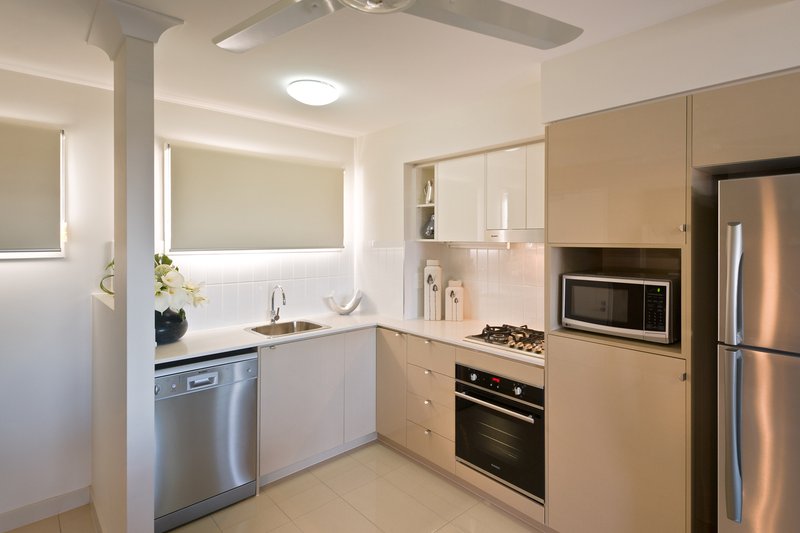 Photo - 605/8 Hurworth Street, Bowen Hills QLD 4006 - Image 3