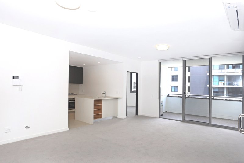 Photo - 605/9 Baywater Drive, Wentworth Point NSW 2127 - Image 1