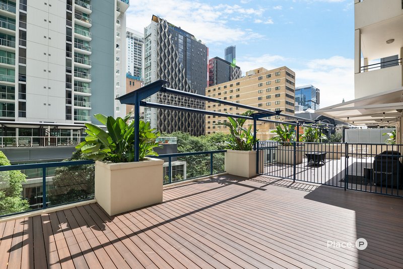 Photo - 606-607/95 Charlotte Street, Brisbane City QLD 4000 - Image 12