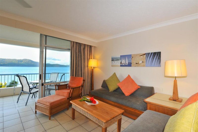 Photo - 606 E/14 Resort Drive, Whitsunday Apartments Drive, Hamilton Island QLD 4803 - Image 4