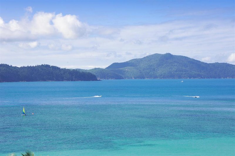 Photo - 606 E/14 Resort Drive, Whitsunday Apartments Drive, Hamilton Island QLD 4803 - Image 12