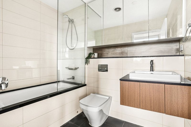 Photo - 606/22b George Street, Leichhardt NSW 2040 - Image 4