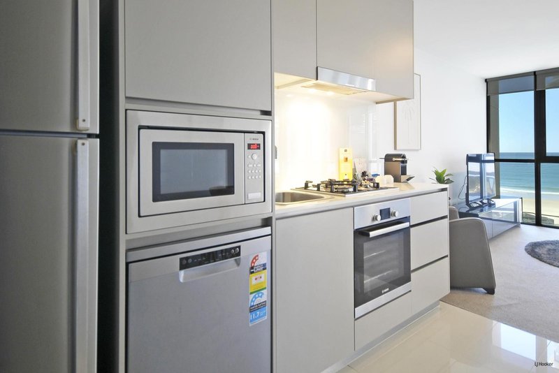 Photo - 606/3440 Surfers Paradise Boulevard, Surfers Paradise QLD 4217 - Image 7