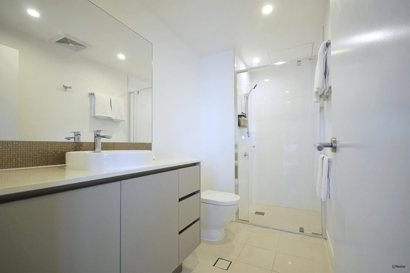Photo - 606/3440 Surfers Paradise Boulevard, Surfers Paradise QLD 4217 - Image 14
