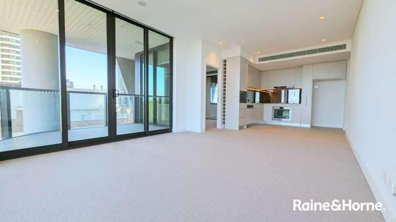 Photo - 606/36 Walker Street, Rhodes NSW 2138 - Image 3