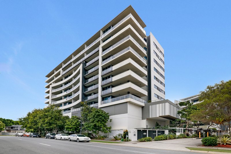 Photo - 606/43 Harbour Town Drive, Biggera Waters QLD 4216 - Image 3