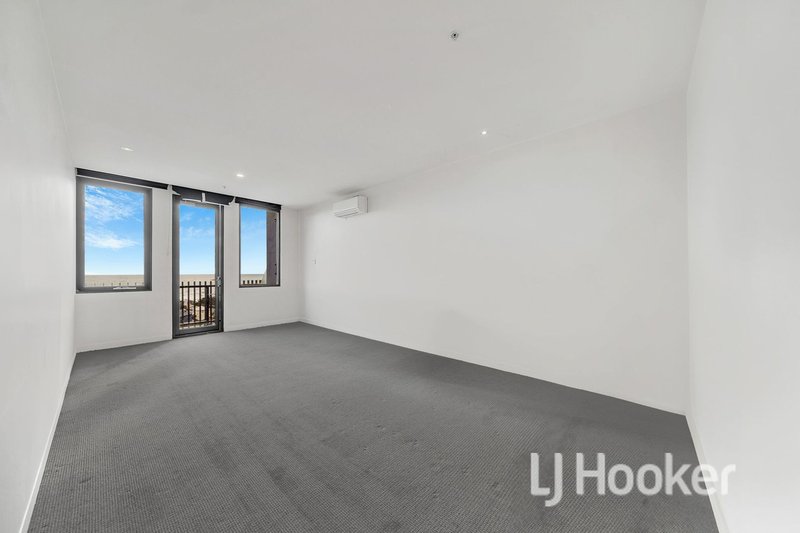 Photo - 606/435 Nepean Highway, Frankston VIC 3199 - Image 1