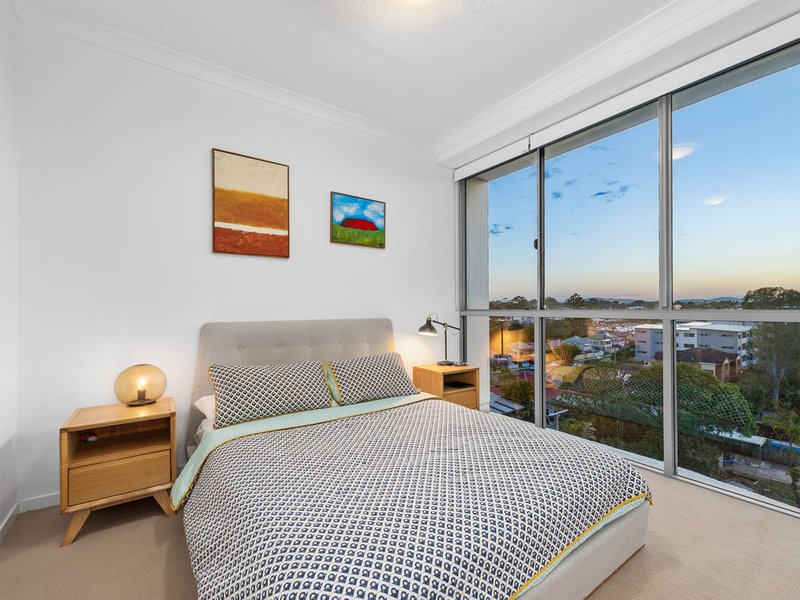 Photo - 606/47 Nundah Street, Nundah QLD 4012 - Image 12