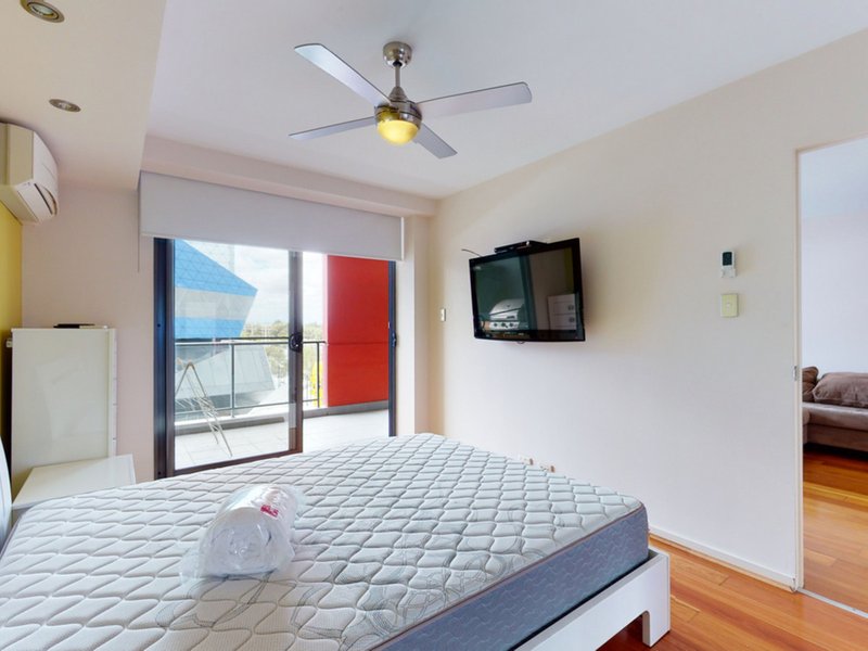 Photo - 60/69 Milligan Street, Perth WA 6000 - Image 14