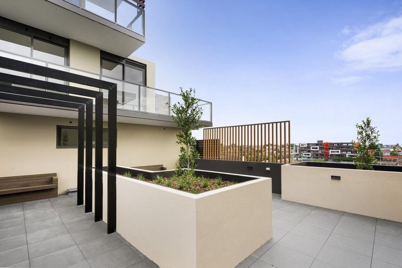 Photo - 606A/2-8 Clinch Avenue, Preston VIC 3072 - Image 6