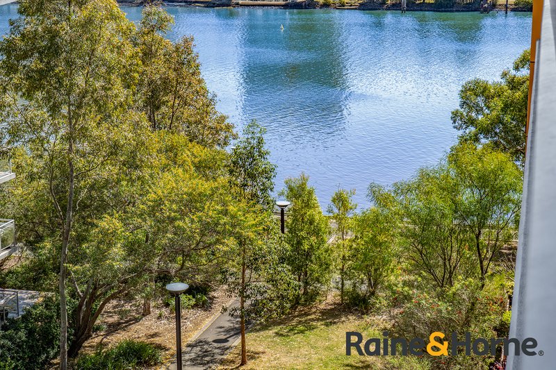 Photo - 606B/3 Timbrol Avenue, Rhodes NSW 2138 - Image 10