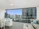 Photo - 607/151 Logan Road, Woolloongabba QLD 4102 - Image 10