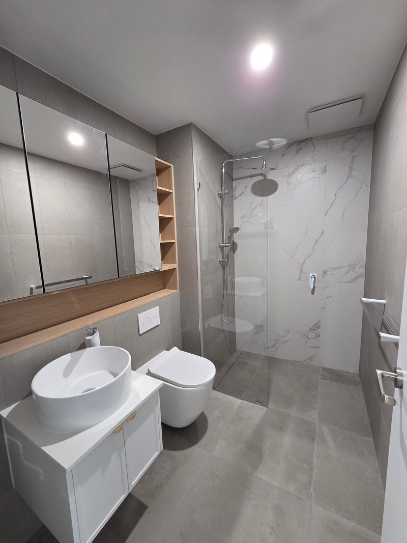 Photo - 607/181 Waymouth Street, Adelaide SA 5000 - Image 2