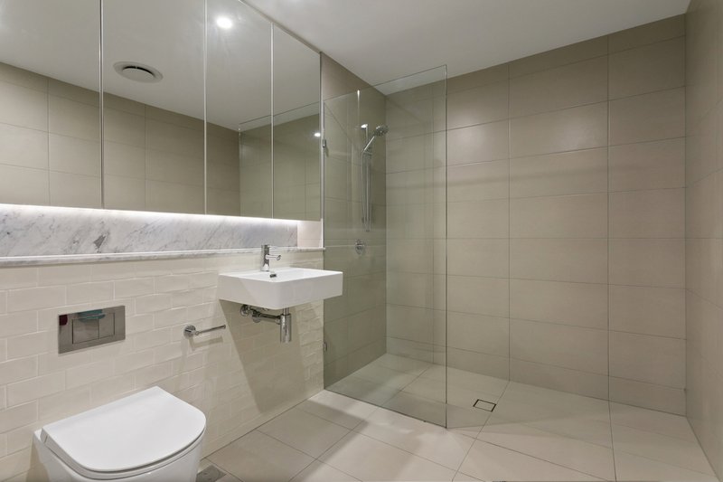 Photo - 607/2 Delmar Parade, Dee Why NSW 2099 - Image 6