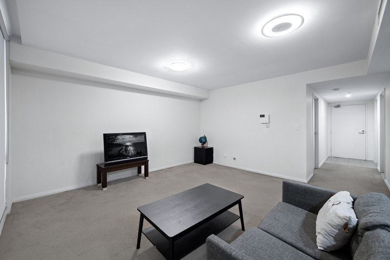 Photo - 607/20-24 Kendall Street, Harris Park NSW 2150 - Image 7