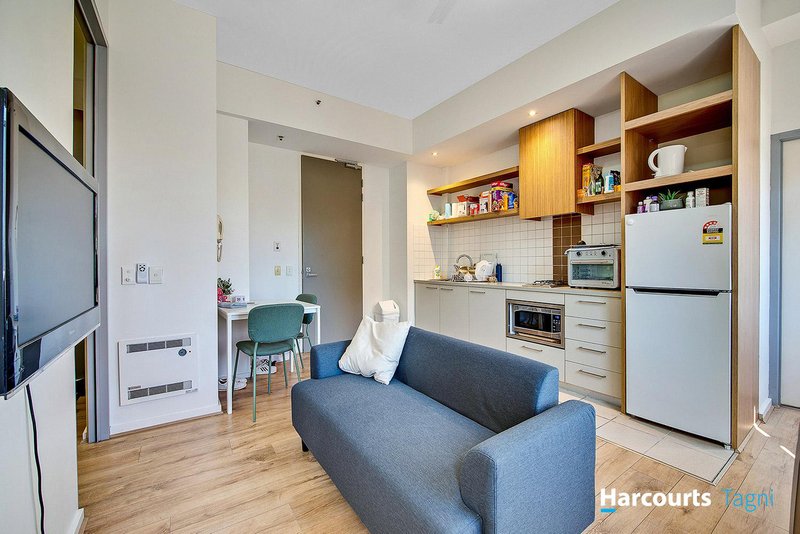 Photo - 607/23 King William Street, Adelaide SA 5000 - Image 2