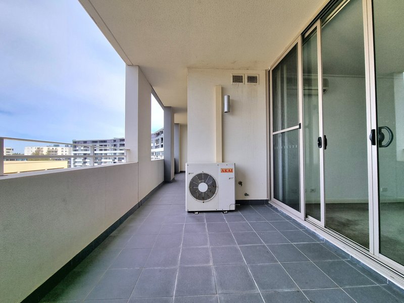 Photo - 607/37 Amalfi Drive, Wentworth Point NSW 2127 - Image 5