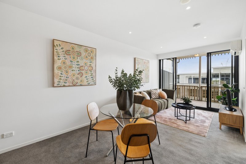 Photo - 607/49 Plenty Road, Preston VIC 3072 - Image 3