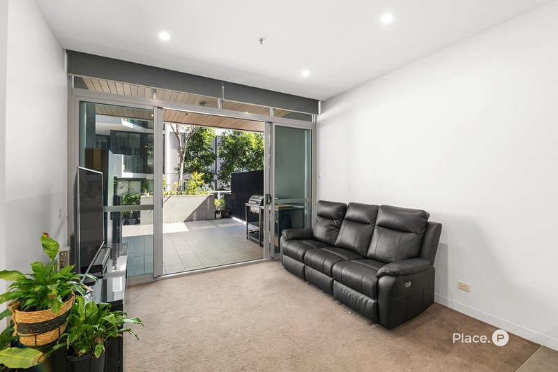 Photo - 607/855 Stanley Street, Woolloongabba QLD 4102 - Image 3