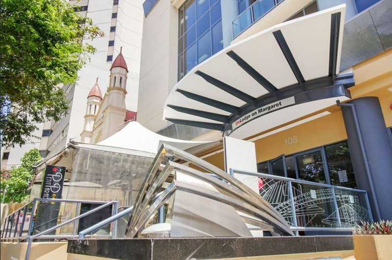 Photo - 608/108 Margaret Street, Brisbane City QLD 4000 - Image 2