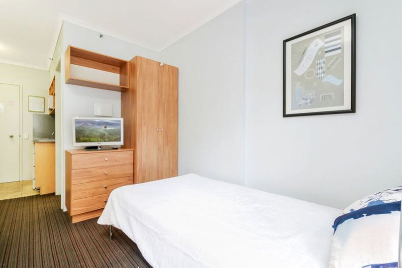 Photo - 608/108 Margaret Street, Brisbane City QLD 4000 - Image 5