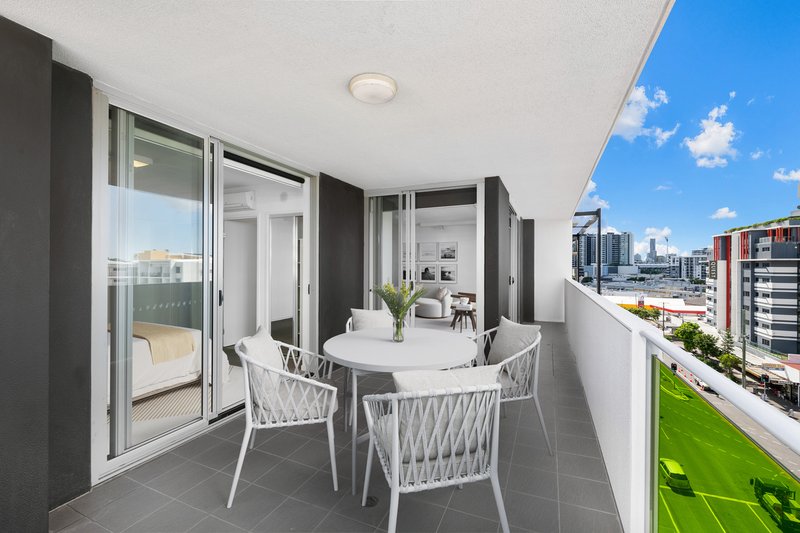 Photo - 608/159 Logan Road, Woolloongabba QLD 4102 - Image 4