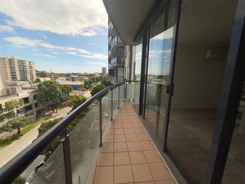 Photo - 608/28 Bank Street, South Melbourne VIC 3205 - Image 7