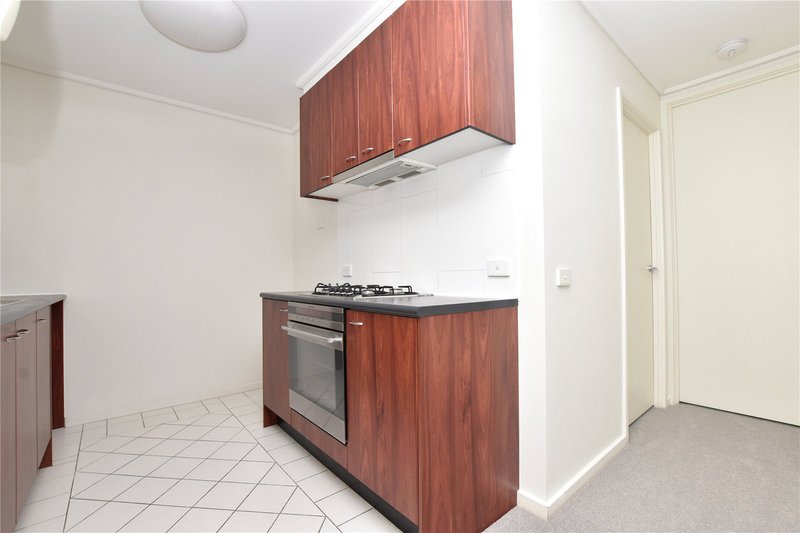 Photo - 608/668 Bourke Street, Melbourne VIC 3000 - Image 5