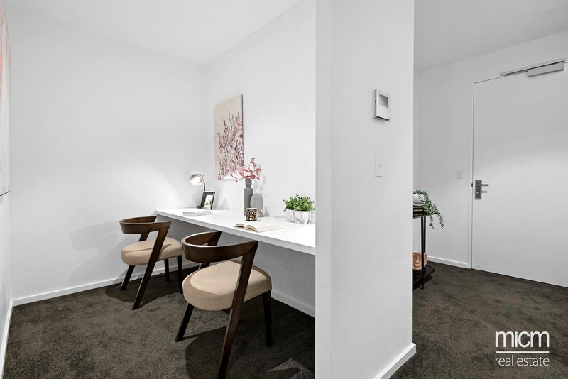 Photo - 609/1 Balston Street, Southbank VIC 3006 - Image 7