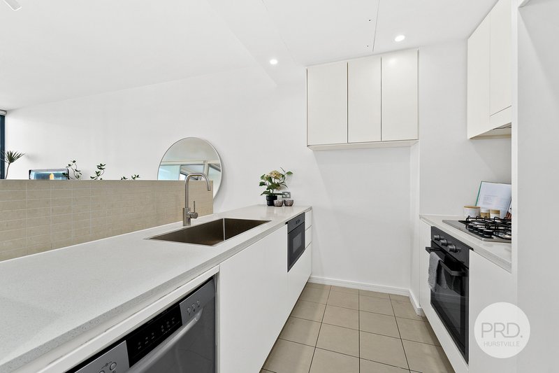 Photo - 609/103 Forest Road, Hurstville NSW 2220 - Image 3