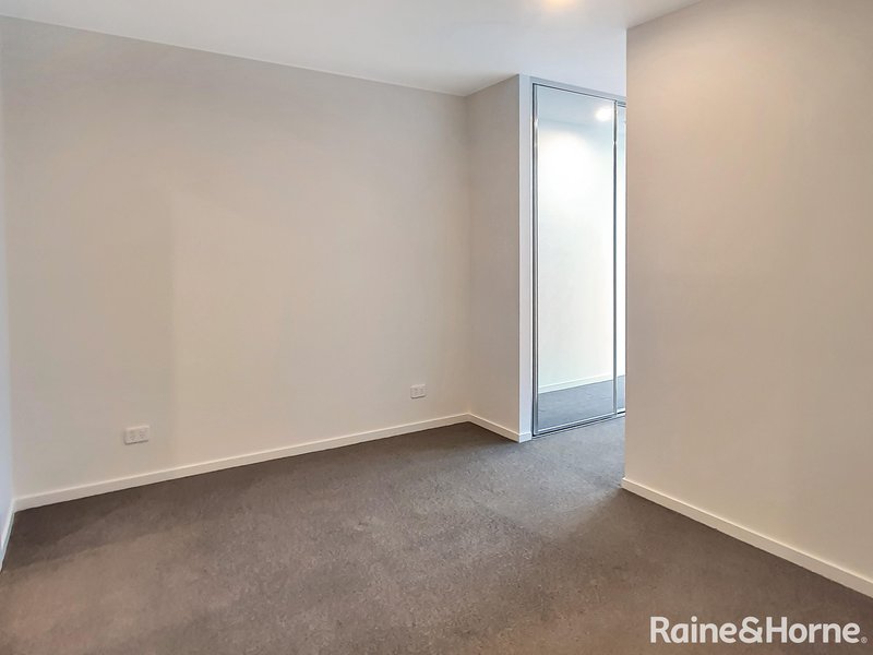 Photo - 609/15 Bowes Street, Phillip ACT 2606 - Image 7