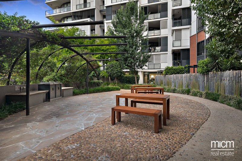 Photo - 609/539 St Kilda Road, Melbourne VIC 3004 - Image 10