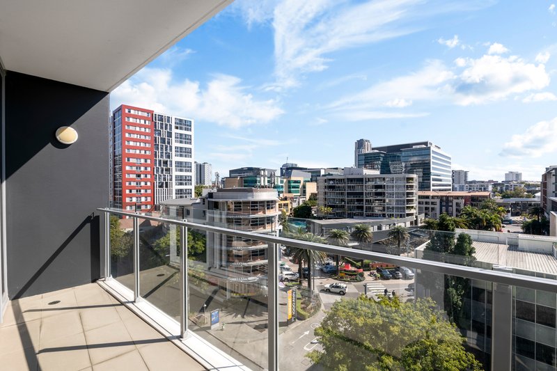 Photo - 609/959 Ann Street, Fortitude Valley QLD 4006 - Image 9