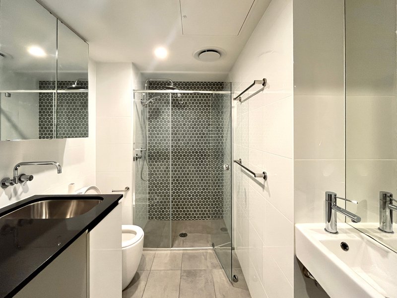 Photo - 609B/116 Waymouth Street, Adelaide SA 5000 - Image 4