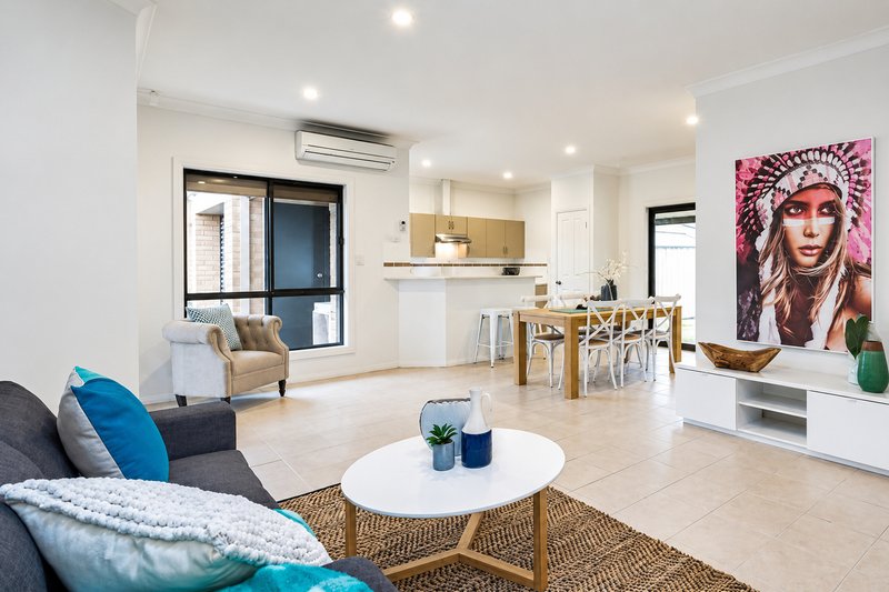 Photo - 60A Buller Terrace, Alberton SA 5014 - Image 2