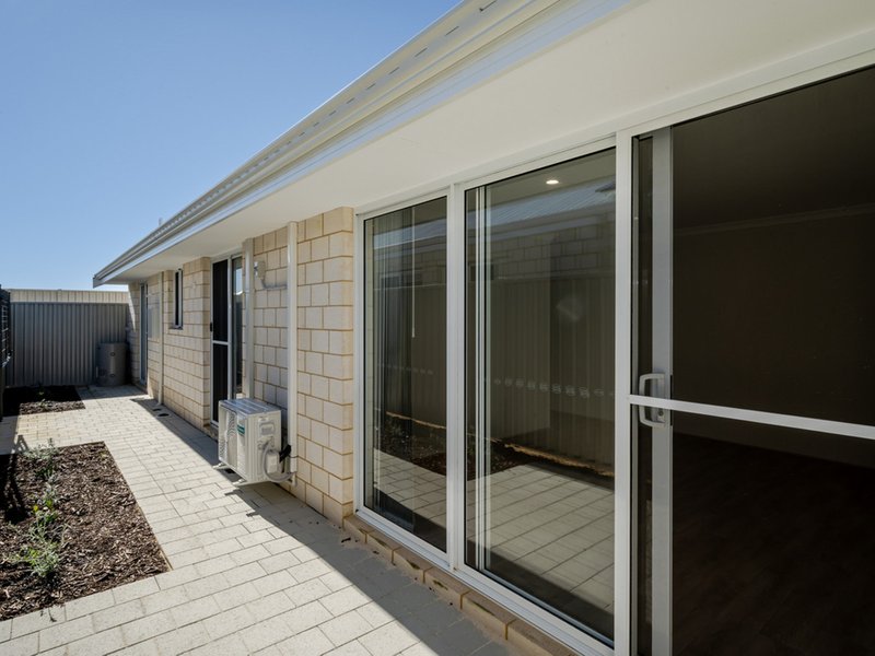 Photo - 60A Fenchurch Drive, Hilbert WA 6112 - Image 5
