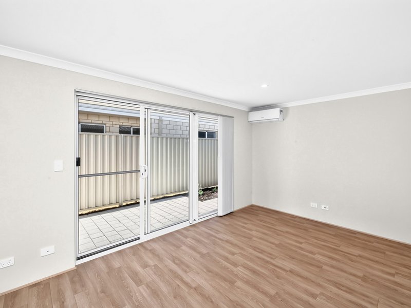 Photo - 60A Fenchurch Drive, Hilbert WA 6112 - Image 10