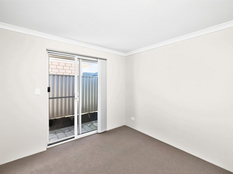 Photo - 60A Fenchurch Drive, Hilbert WA 6112 - Image 13